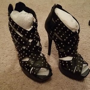 Jessica Simpson-Black gold studded high heels